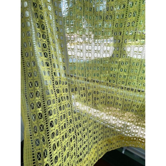 Vintage 70s curtain, bright yellow, net mesh, open weave single panel - Picture 4 of 9